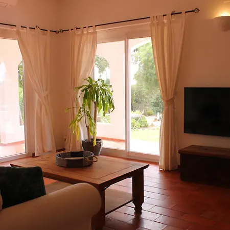 Alegria - A Private, Cozy Retreat In Nature Λάγος