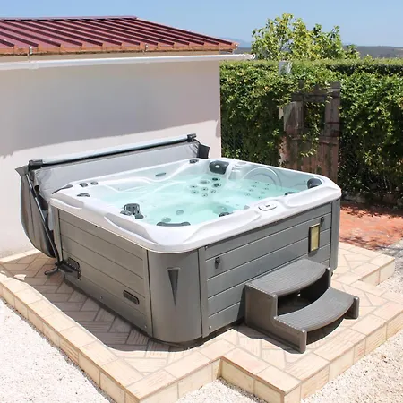 Alegria Villa *